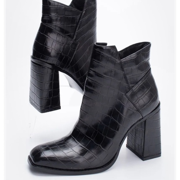 CAFENOIR Vegan Patent Leather Ankle High Heel Boots Crocodile Pattern US7 EU37 - Picture 4 of 6